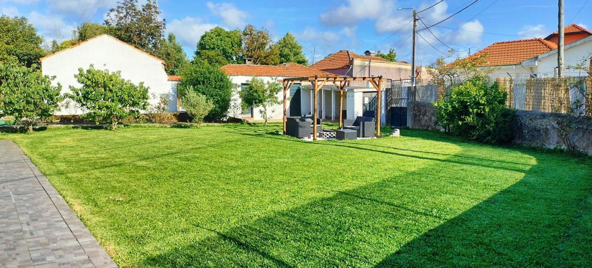 House With Pool And Garden In Esmoriz Near Porto Villa Bagian luar foto